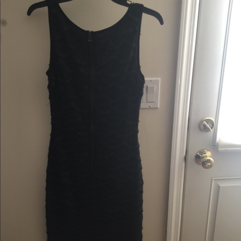 Dress - Picture 2 of 4